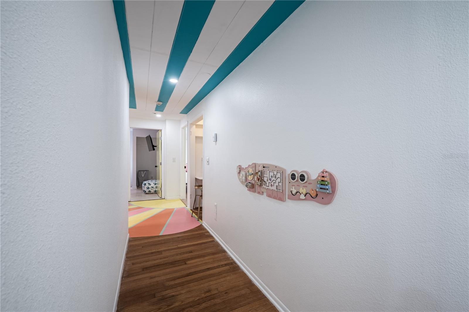 Image 37 of 71 For 8709 9th Avenue Nw