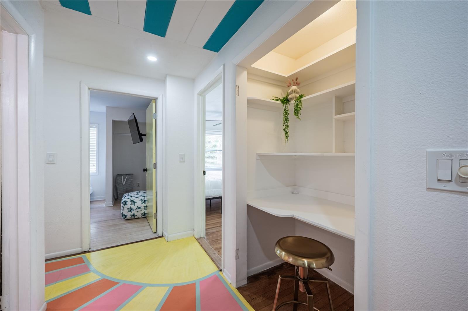 Image 38 of 71 For 8709 9th Avenue Nw