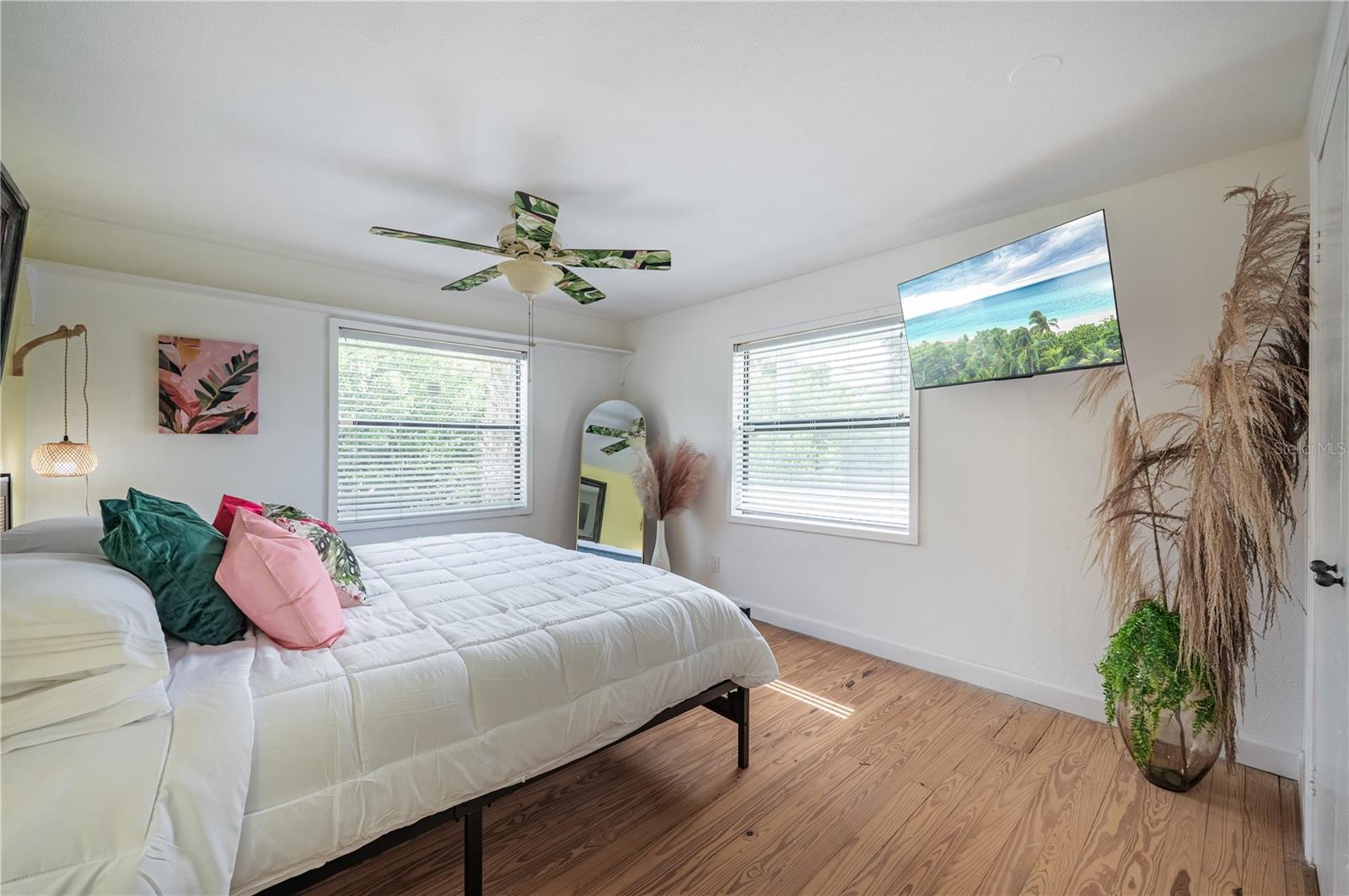 Image 40 of 71 For 8709 9th Avenue Nw