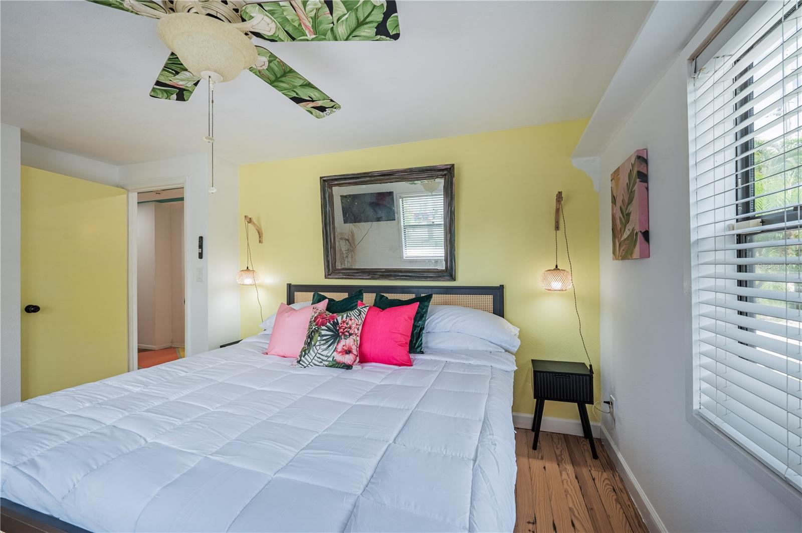 Image 42 of 71 For 8709 9th Avenue Nw