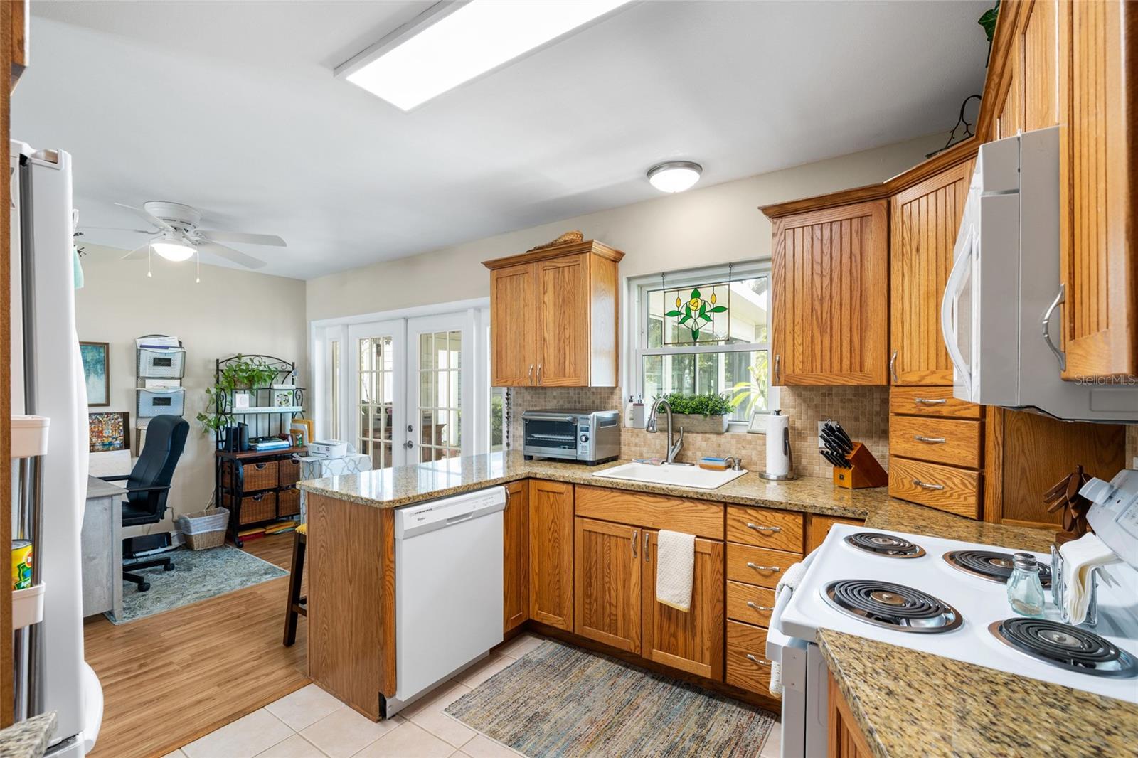 Image 13 of 29 For 5685 36th Avenue N