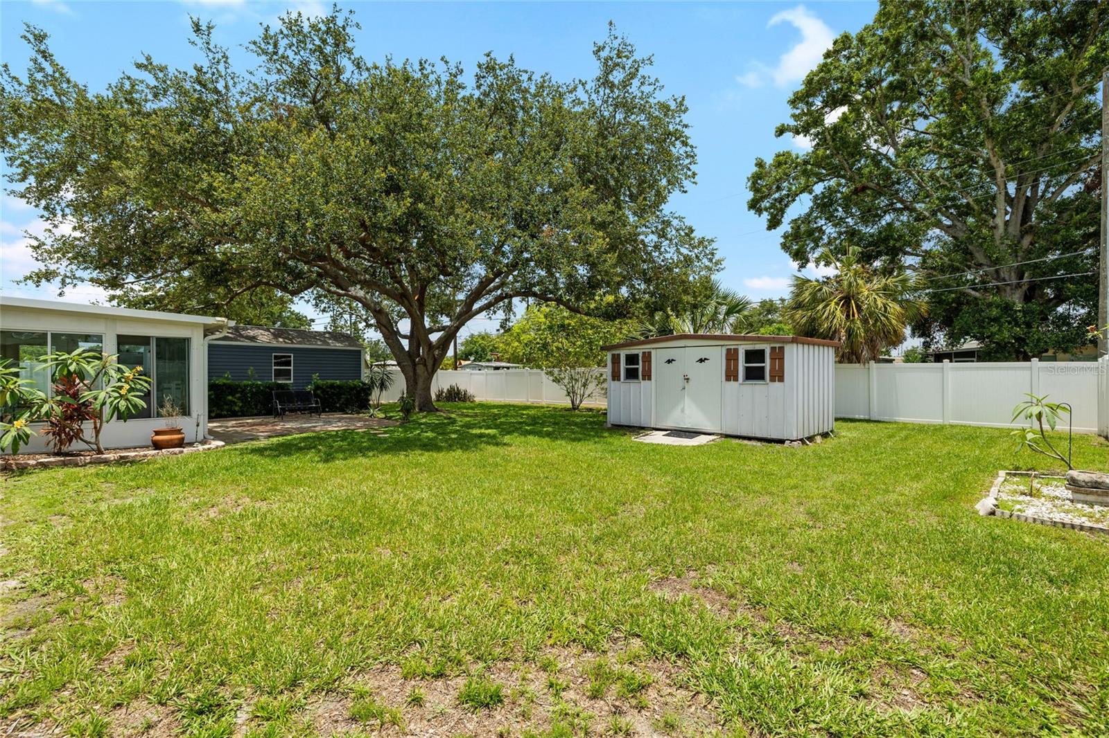 Image 27 of 29 For 5685 36th Avenue N