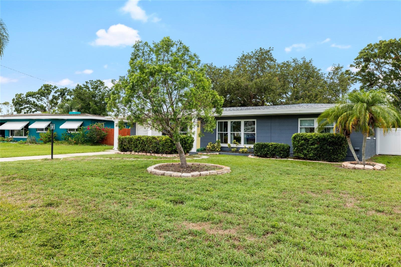 Image 4 of 29 For 5685 36th Avenue N