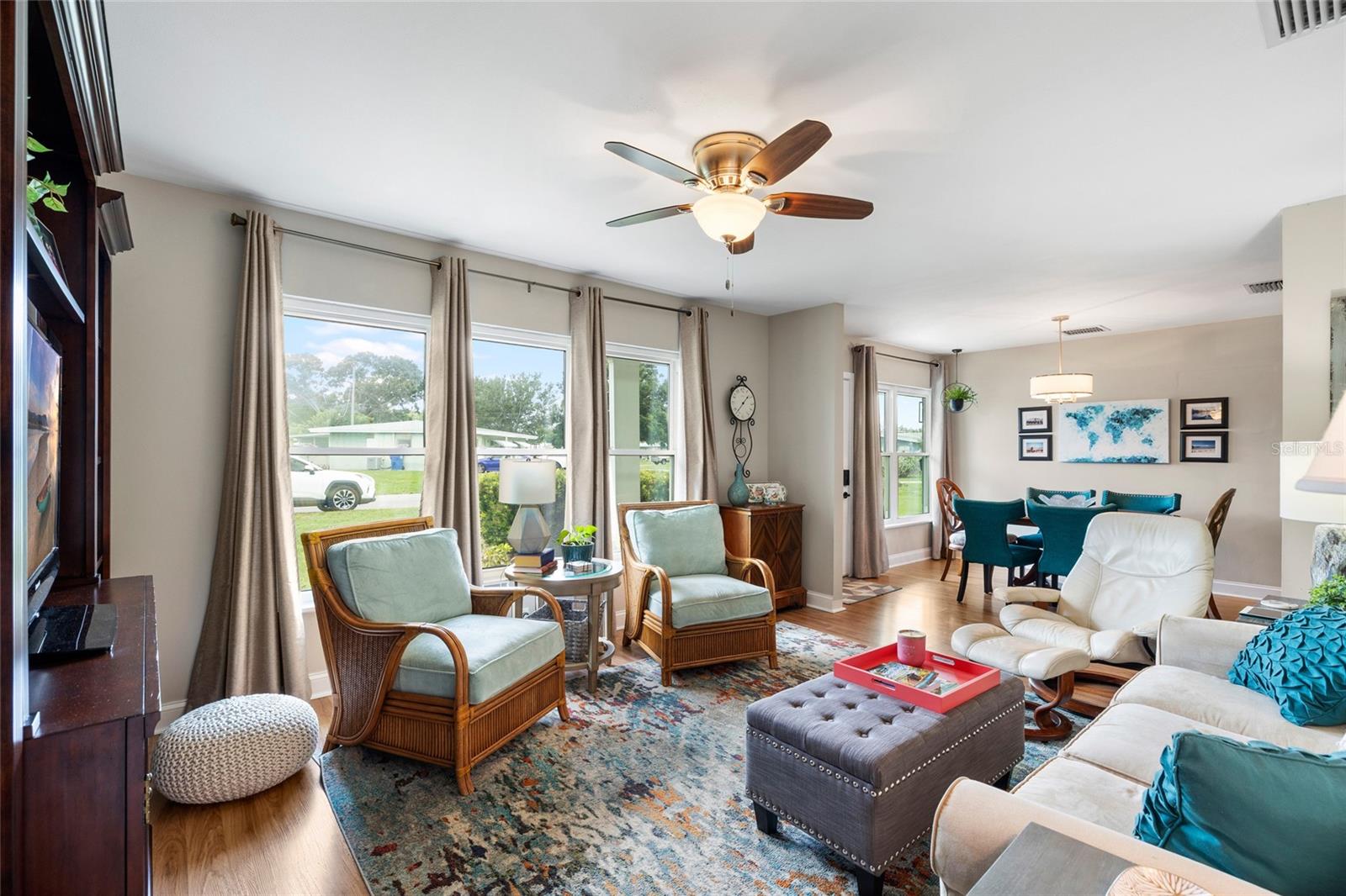 Image 9 of 29 For 5685 36th Avenue N