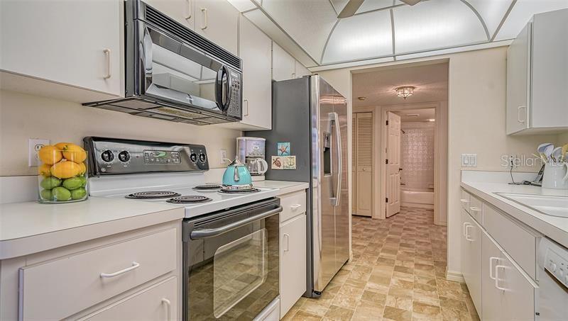 Image 6 of 20 For 5655 Sheffield Greene Circle 61