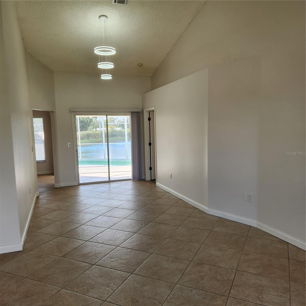 Image 4 of 17 For 3907 77th Place E