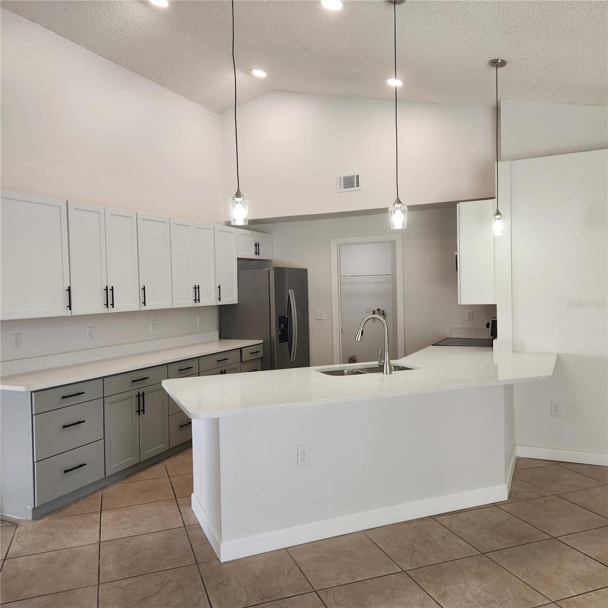 Image 6 of 17 For 3907 77th Place E