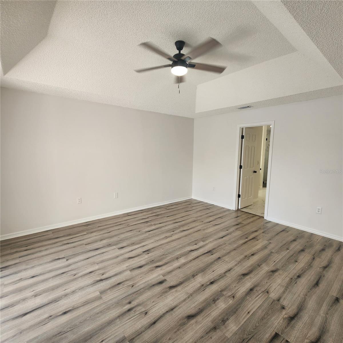 Image 9 of 17 For 3907 77th Place E