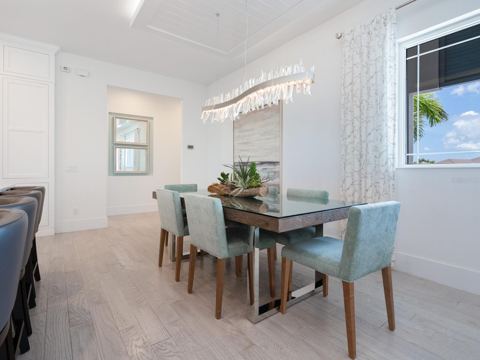 Image 18 of 93 For 5630 Inspiration Terrace