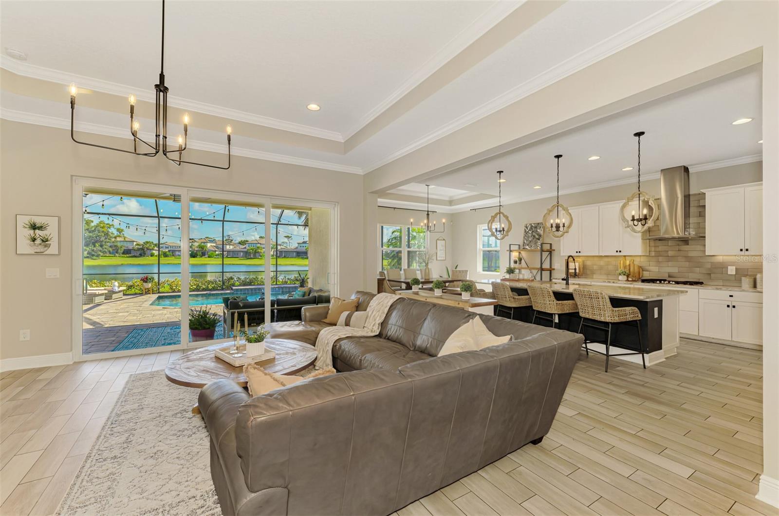 Image 15 of 85 For 6318 Rivo Lakes Boulevard