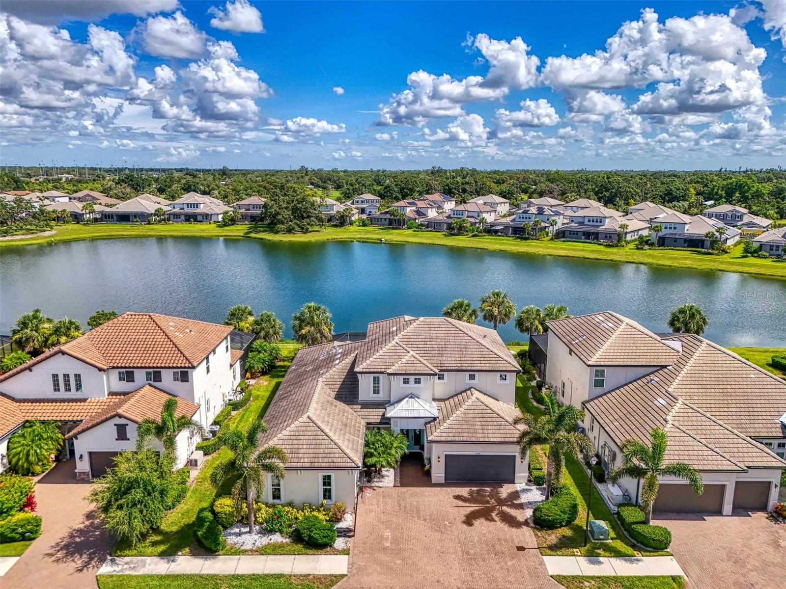 Image 2 of 85 For 6318 Rivo Lakes Boulevard