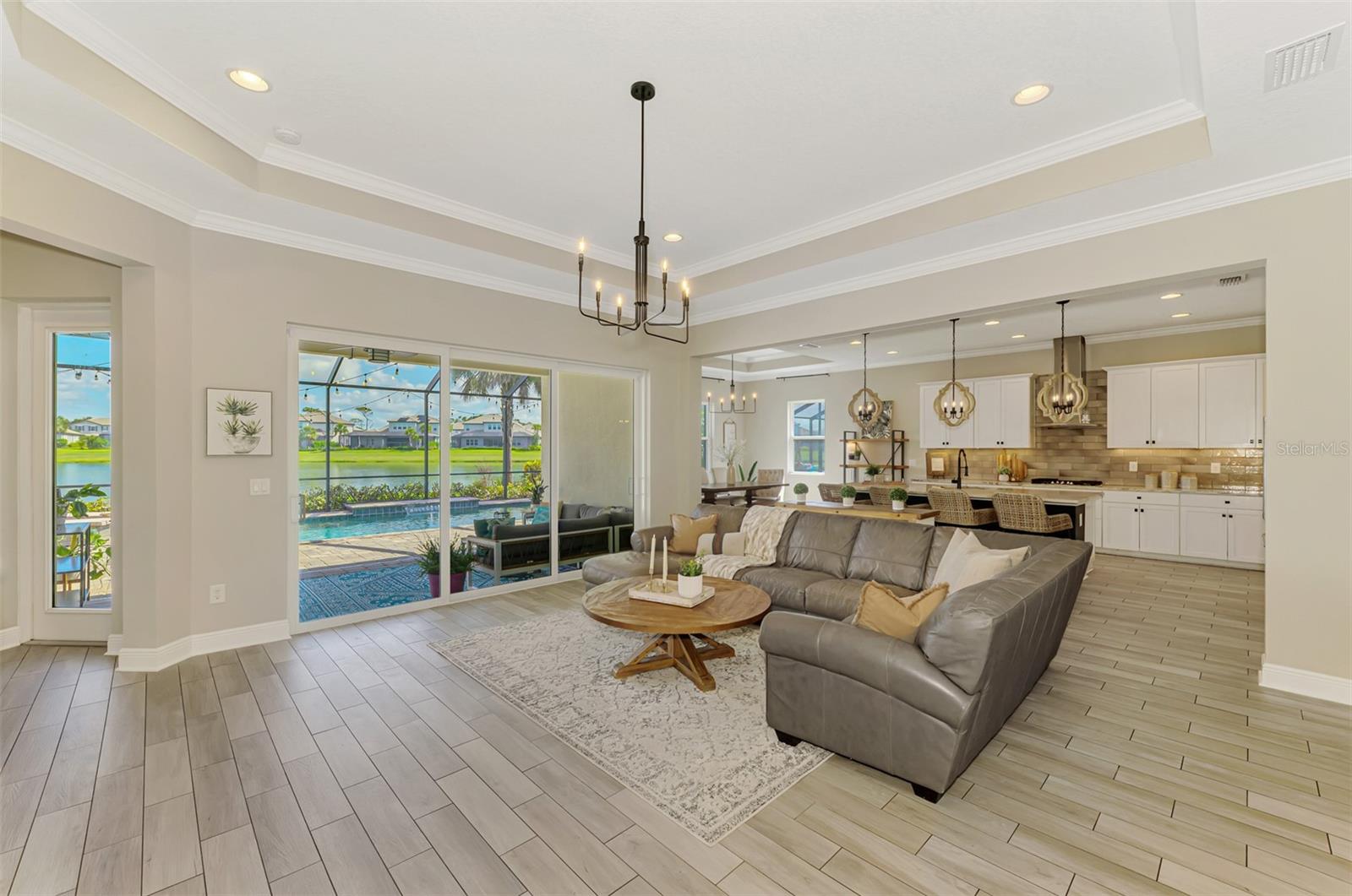Image 21 of 85 For 6318 Rivo Lakes Boulevard