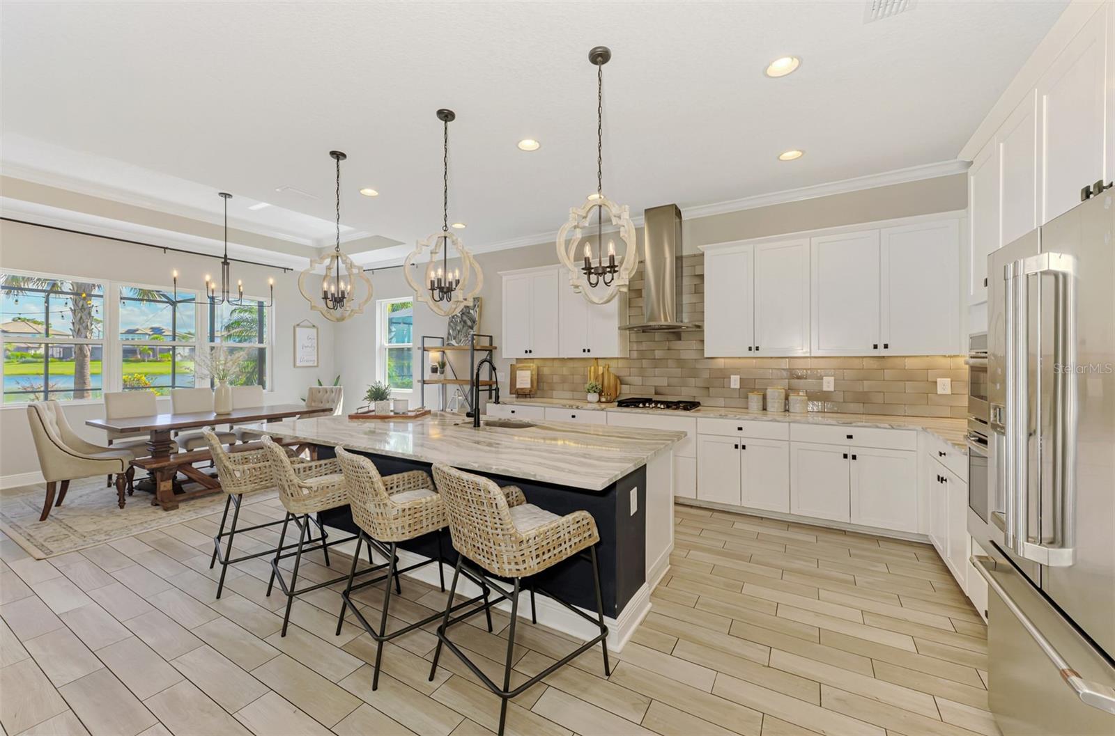 Image 22 of 85 For 6318 Rivo Lakes Boulevard
