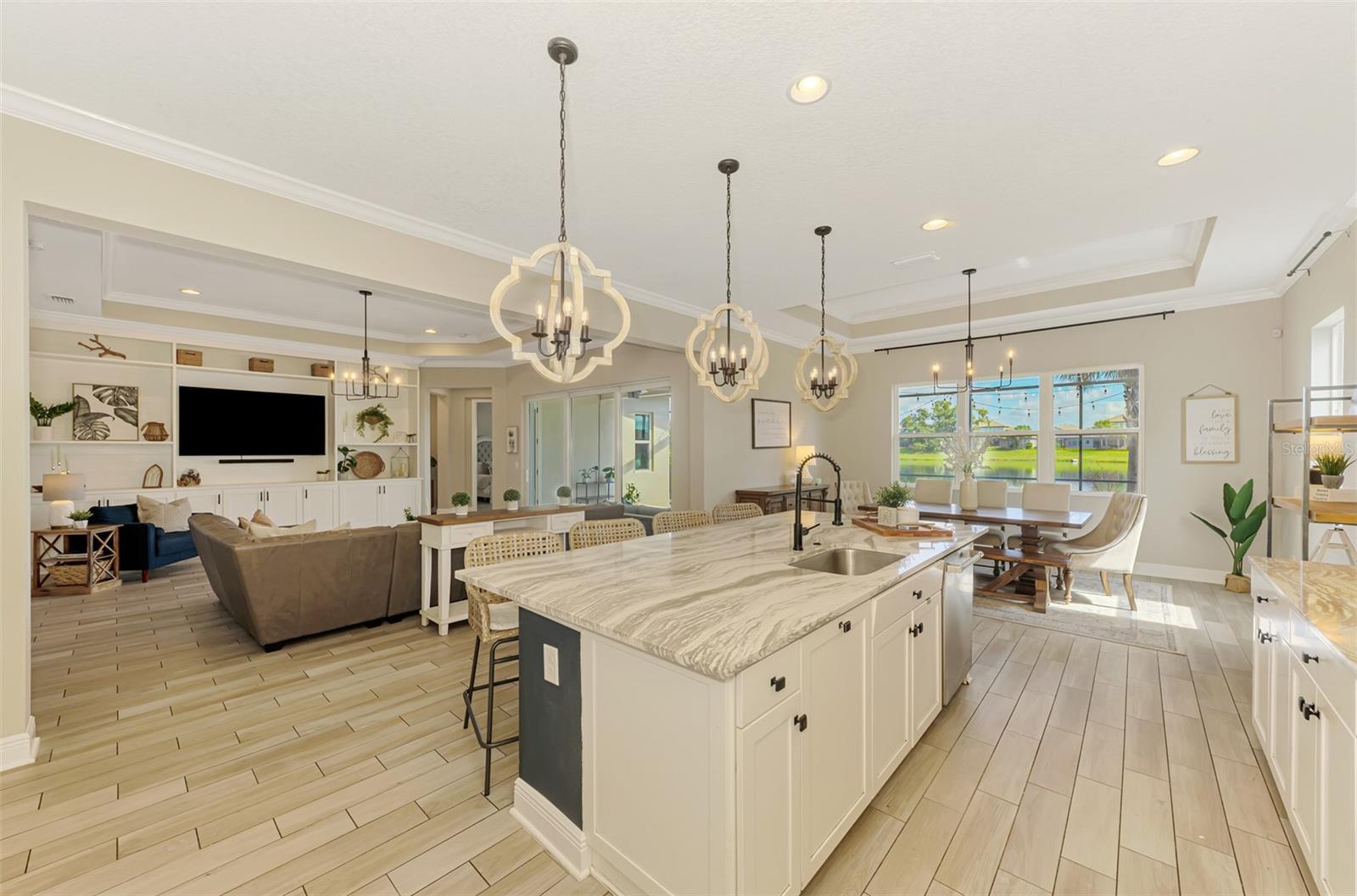Image 29 of 85 For 6318 Rivo Lakes Boulevard