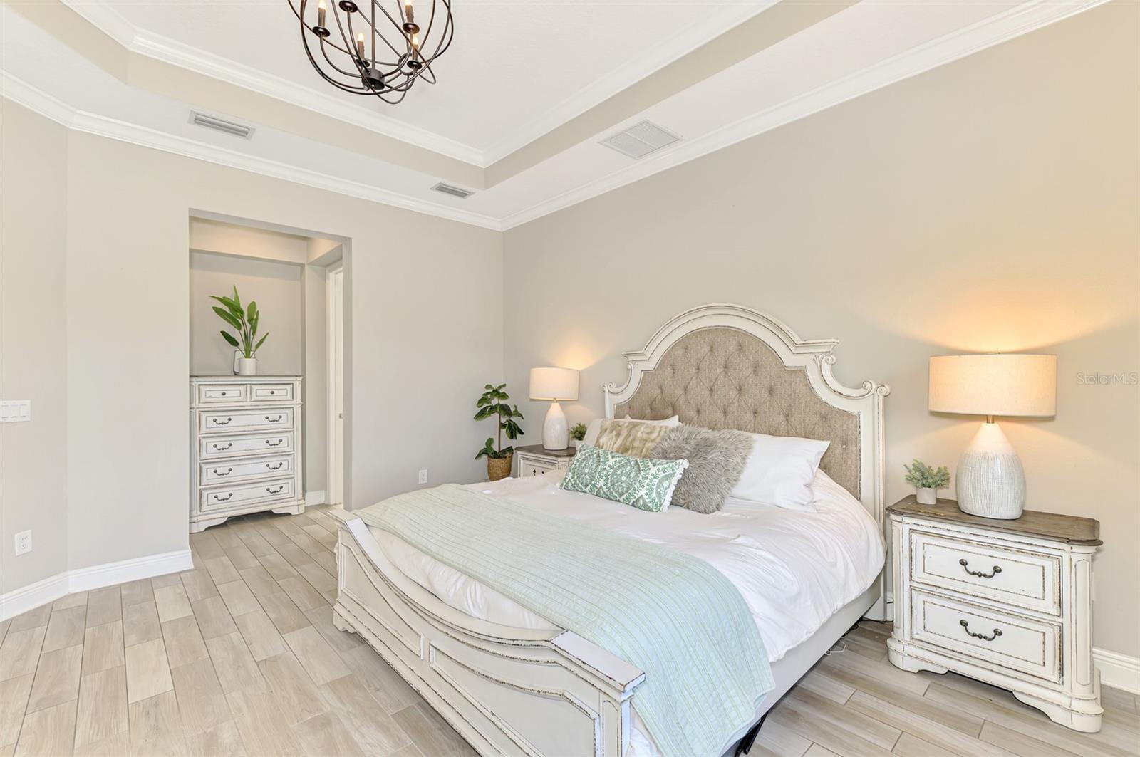 Image 36 of 85 For 6318 Rivo Lakes Boulevard