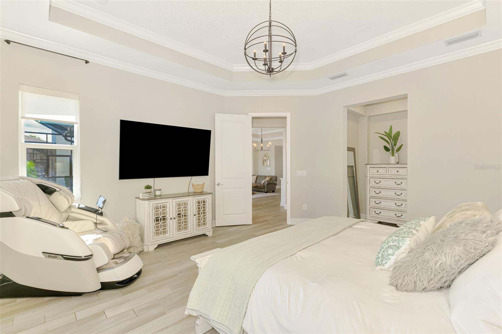 Image 37 of 85 For 6318 Rivo Lakes Boulevard