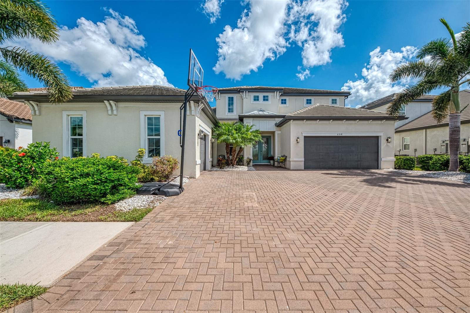 Image 8 of 85 For 6318 Rivo Lakes Boulevard