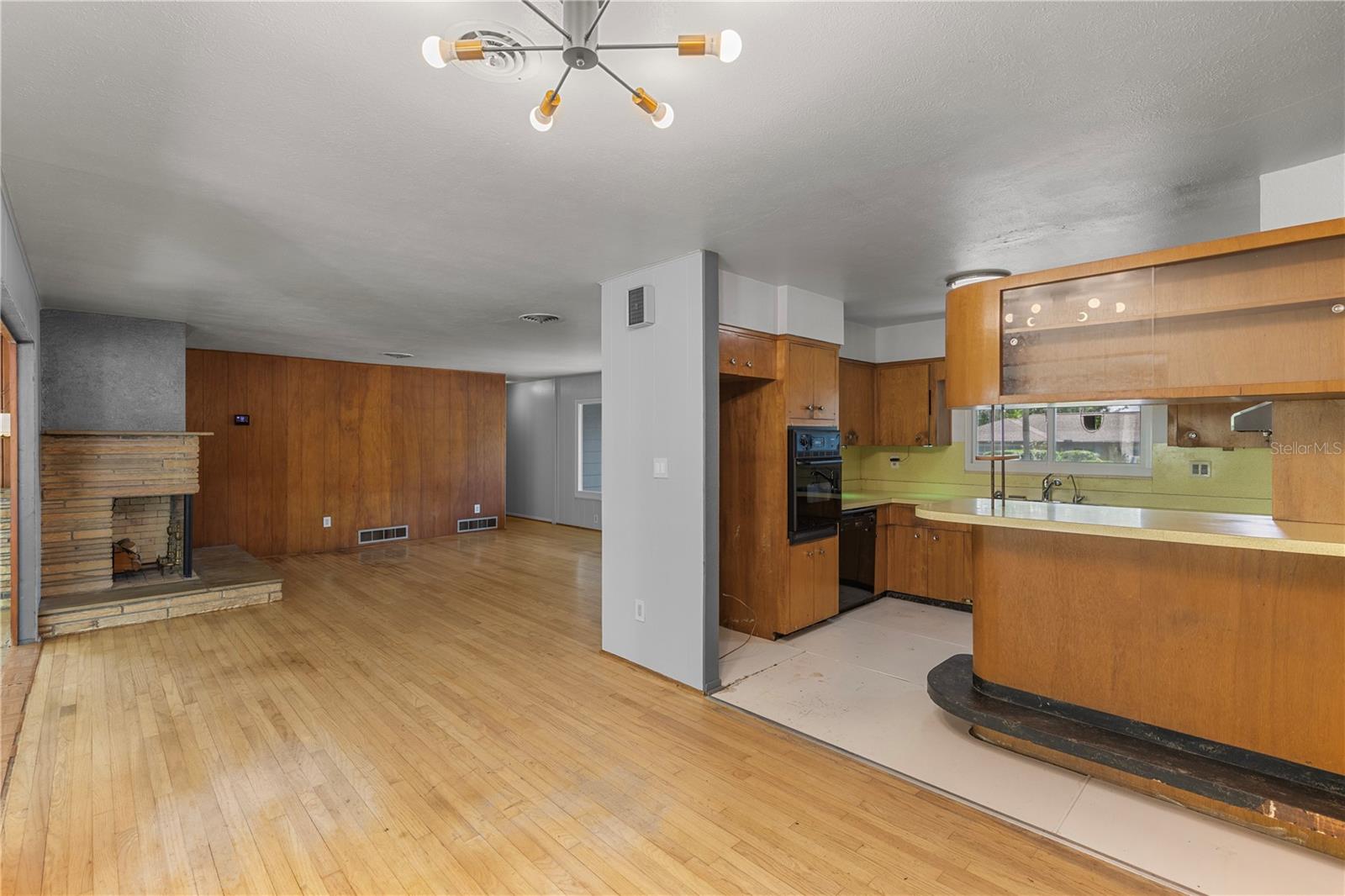 Image 11 of 40 For 2850 Bon Air Avenue