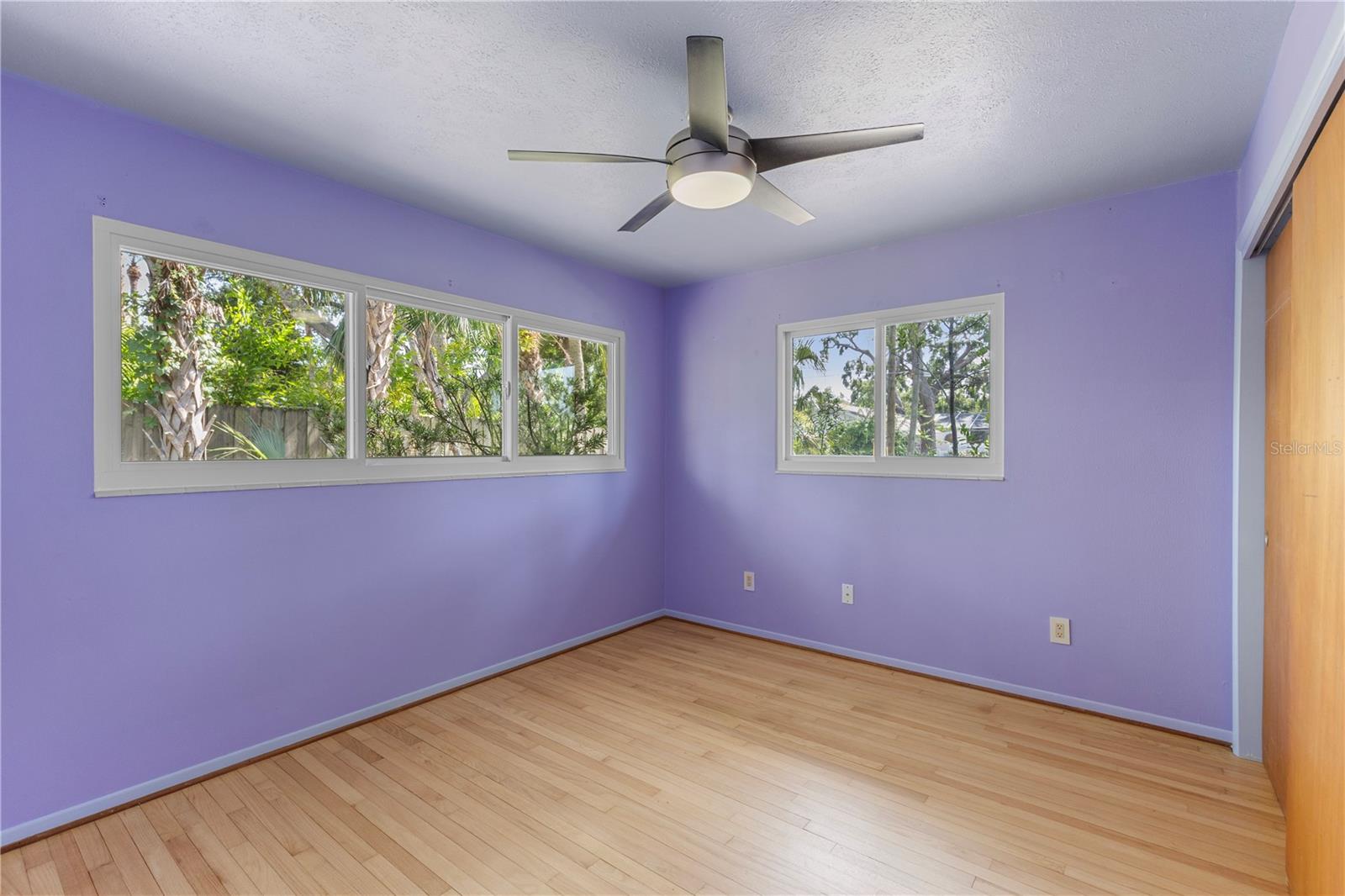 Image 21 of 40 For 2850 Bon Air Avenue