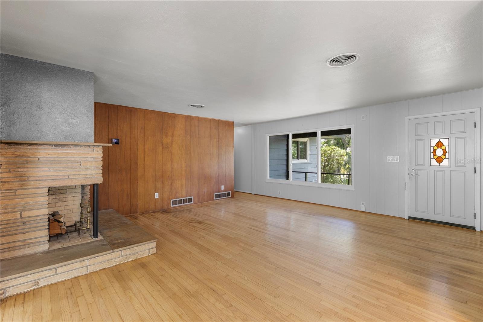 Image 8 of 40 For 2850 Bon Air Avenue