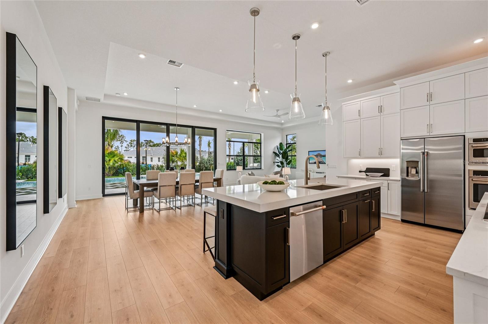 Image 16 of 59 For 13621 Le Christine Drive