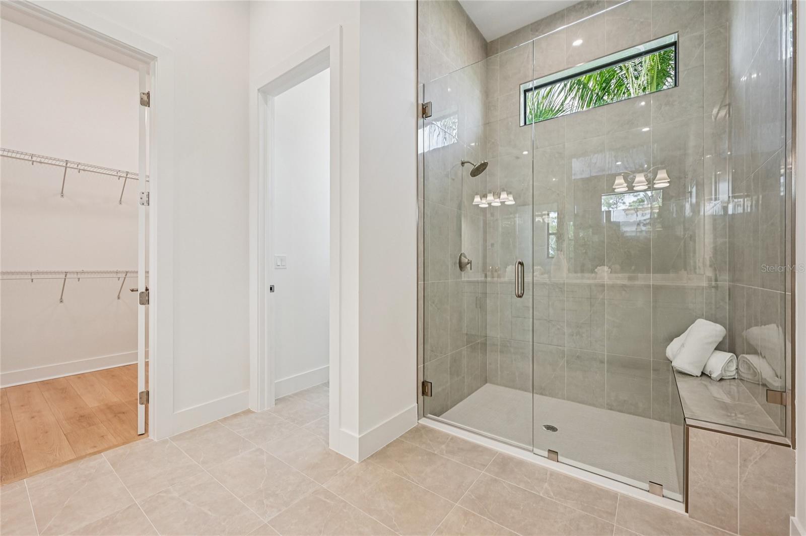 Image 22 of 59 For 13621 Le Christine Drive