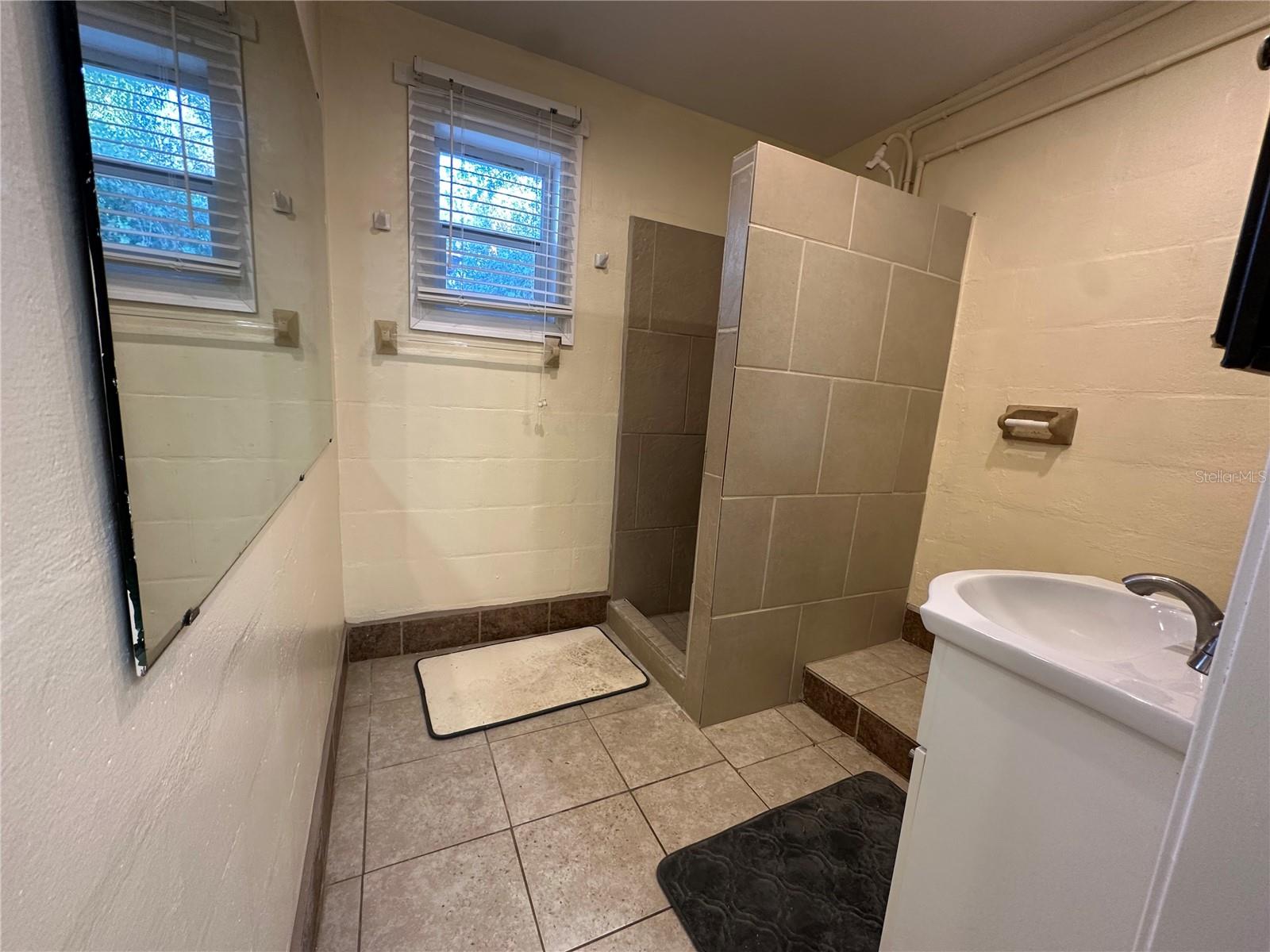 Image 14 of 34 For 408 3rd Avenue E A, B & C