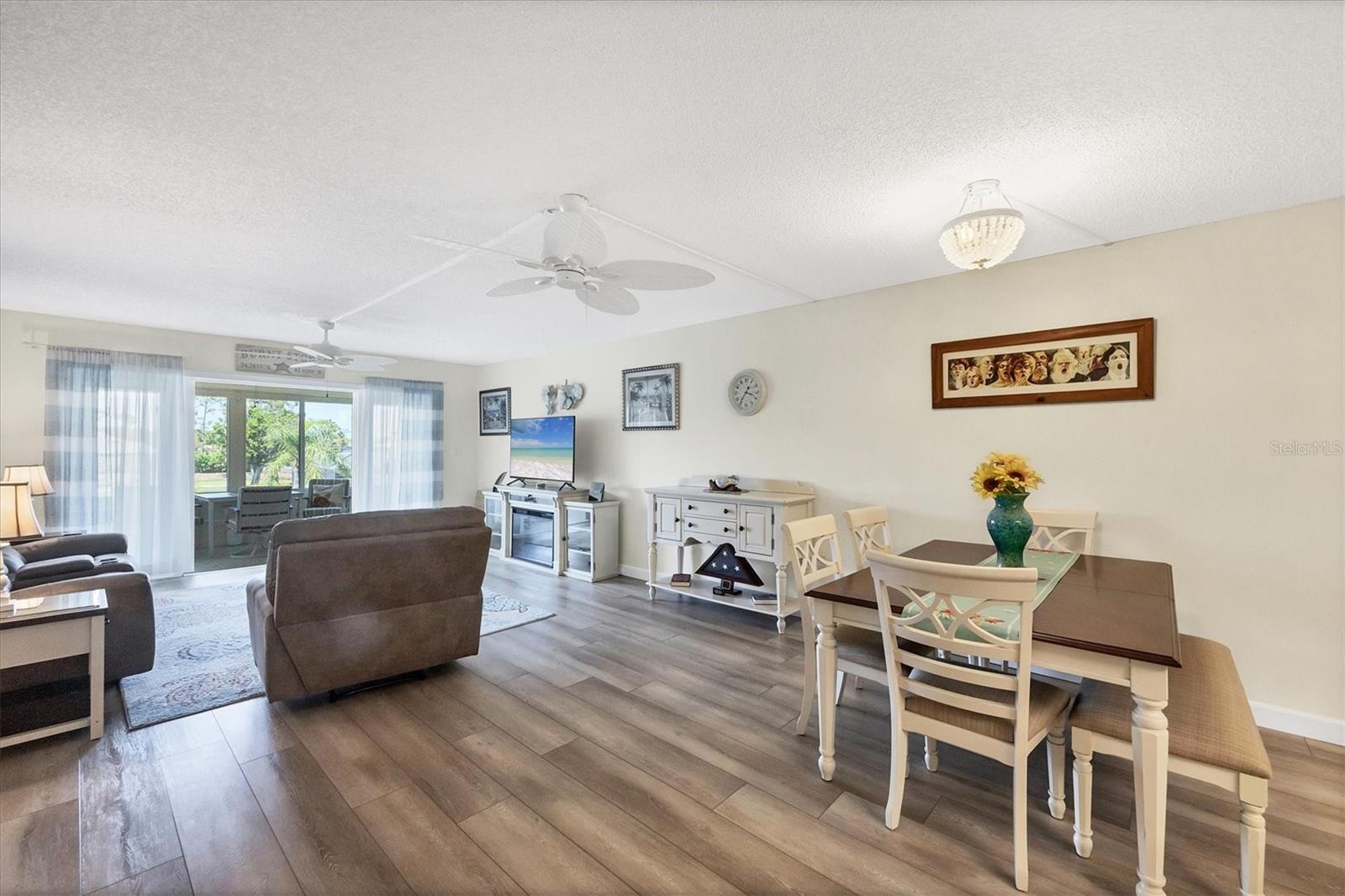 Image 17 of 57 For 601 Islamorada Boulevard 23b