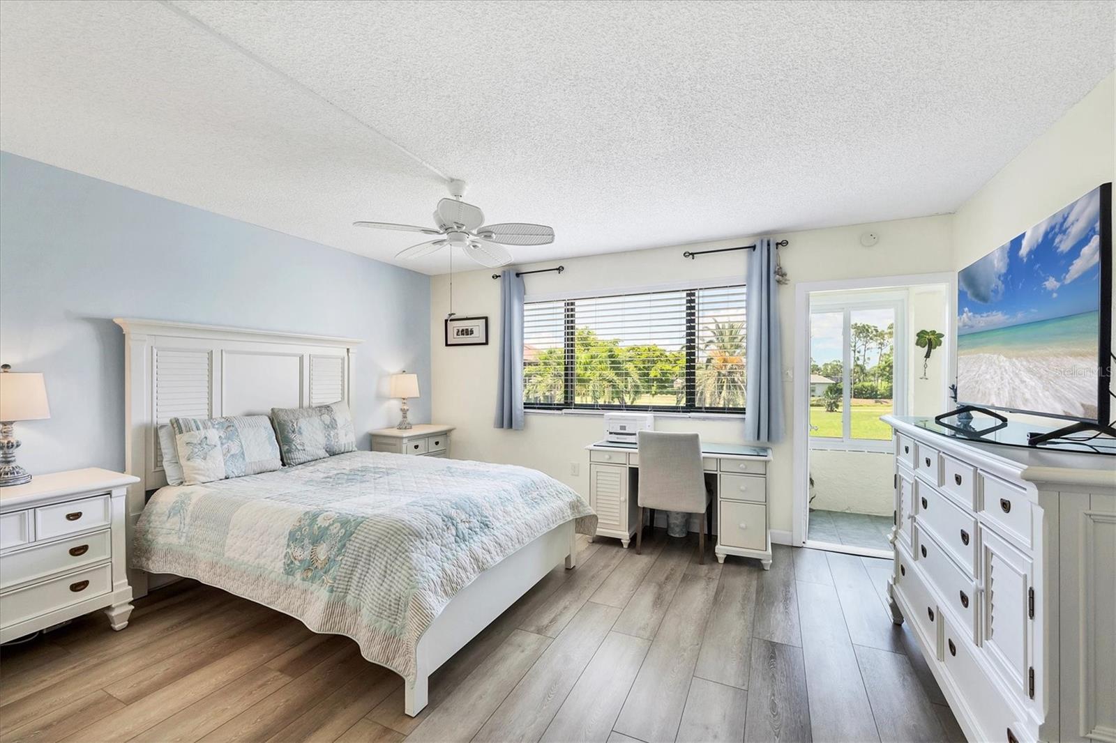 Image 20 of 57 For 601 Islamorada Boulevard 23b