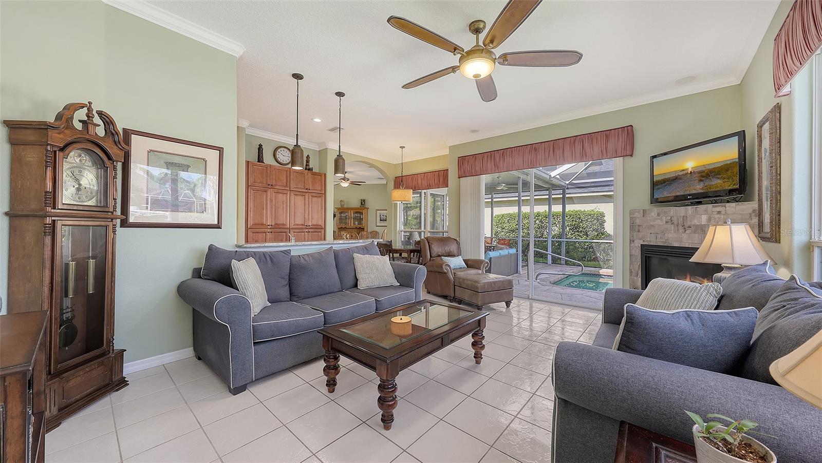 Image 12 of 76 For 4735 Starboard Drive