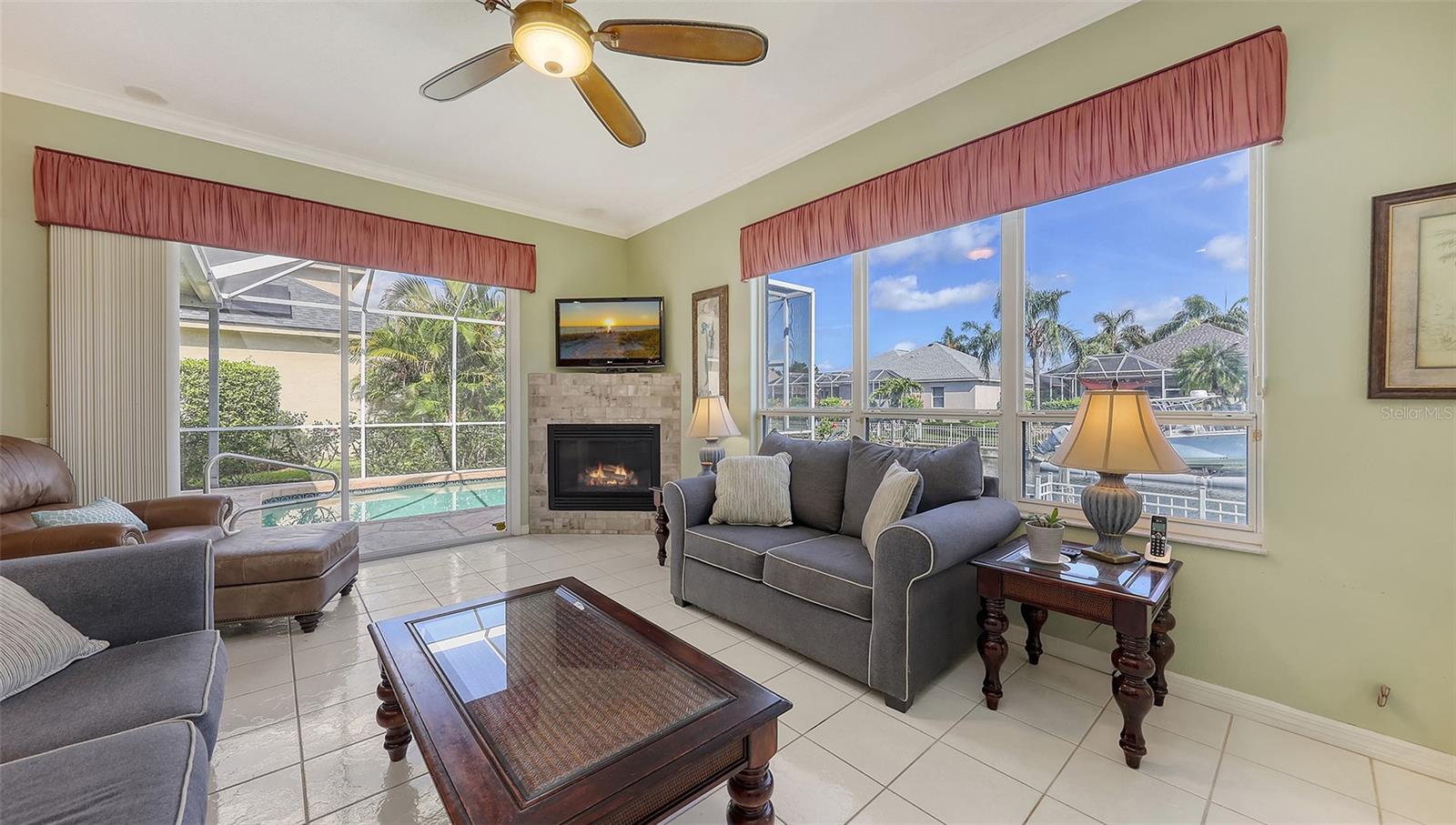 Image 13 of 76 For 4735 Starboard Drive