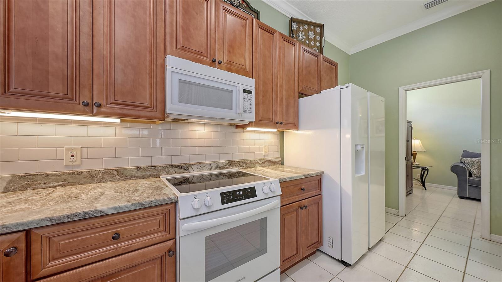 Image 23 of 76 For 4735 Starboard Drive