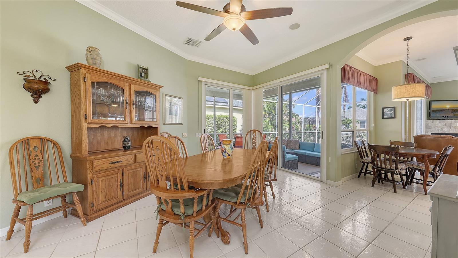 Image 29 of 76 For 4735 Starboard Drive