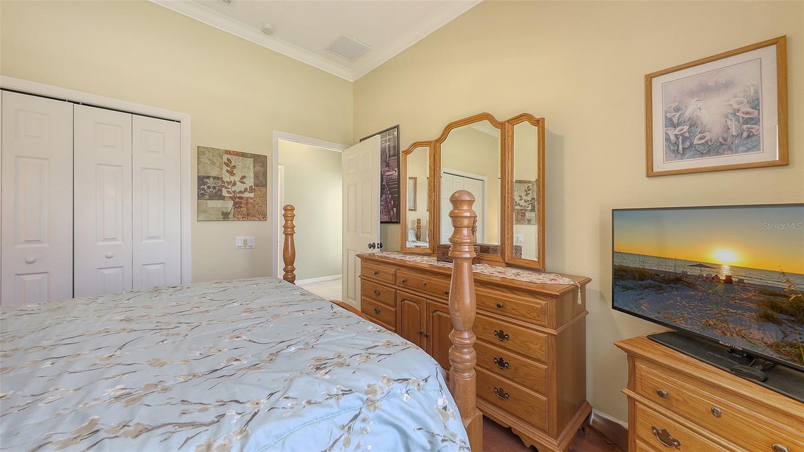 Image 32 of 76 For 4735 Starboard Drive
