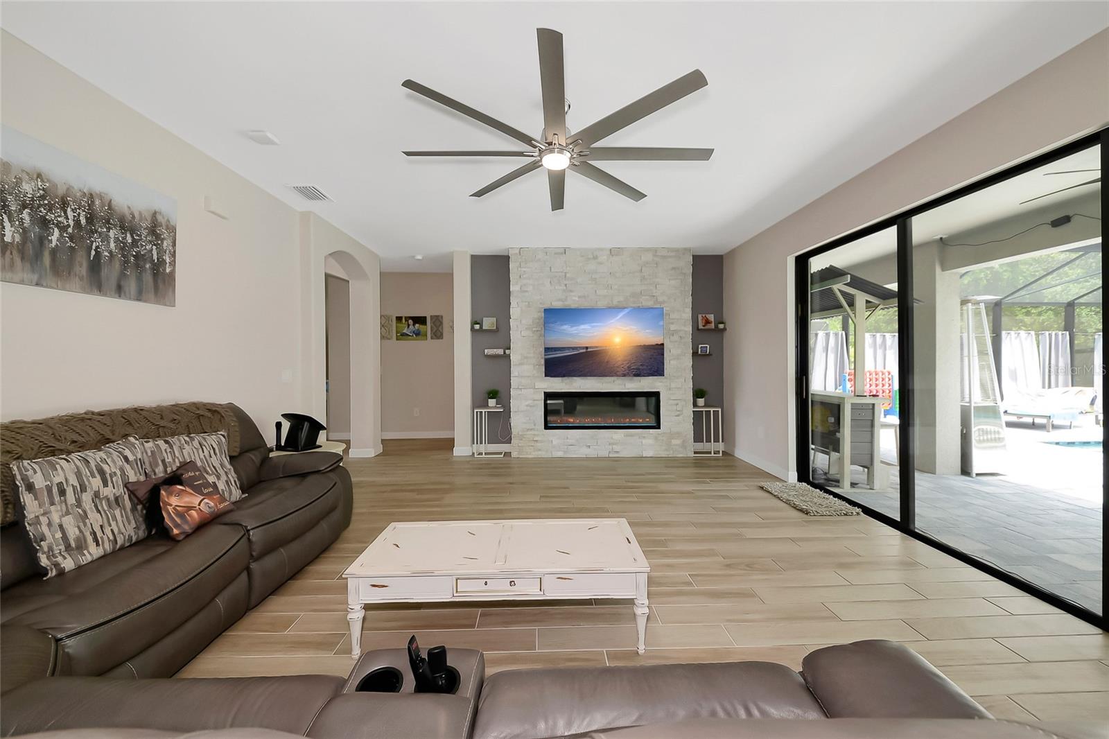Image 14 of 78 For 16231 Tradewind Terrace