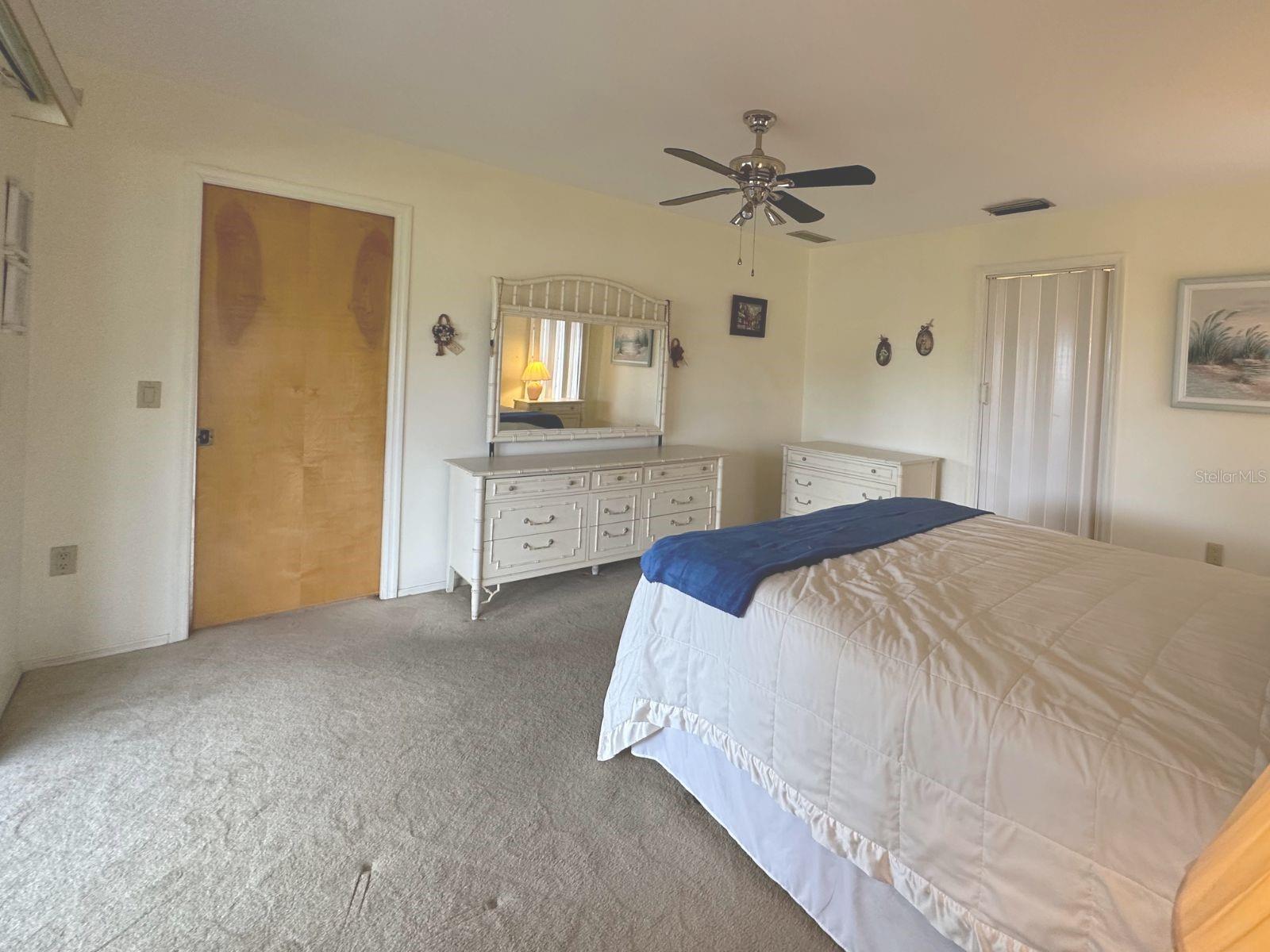 Image 11 of 42 For 22321 Yonkers Avenue