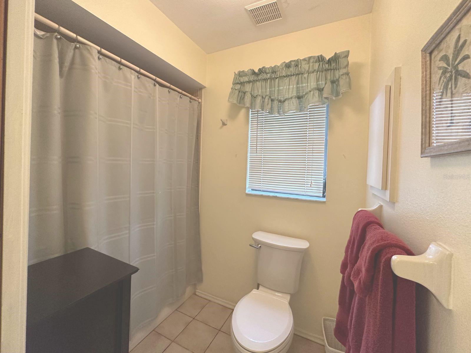 Image 16 of 42 For 22321 Yonkers Avenue