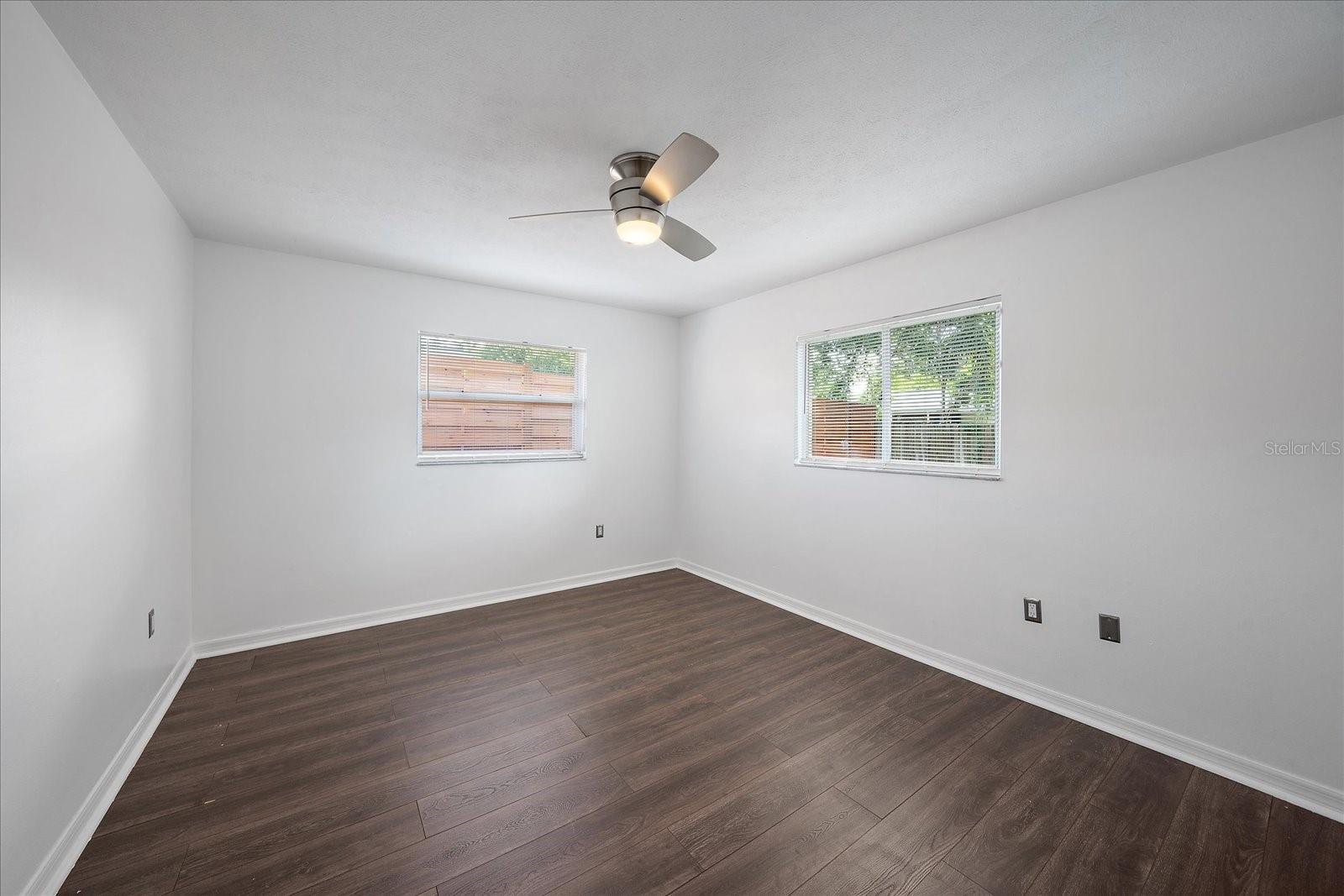 Image 17 of 21 For 2619 Robinson Avenue