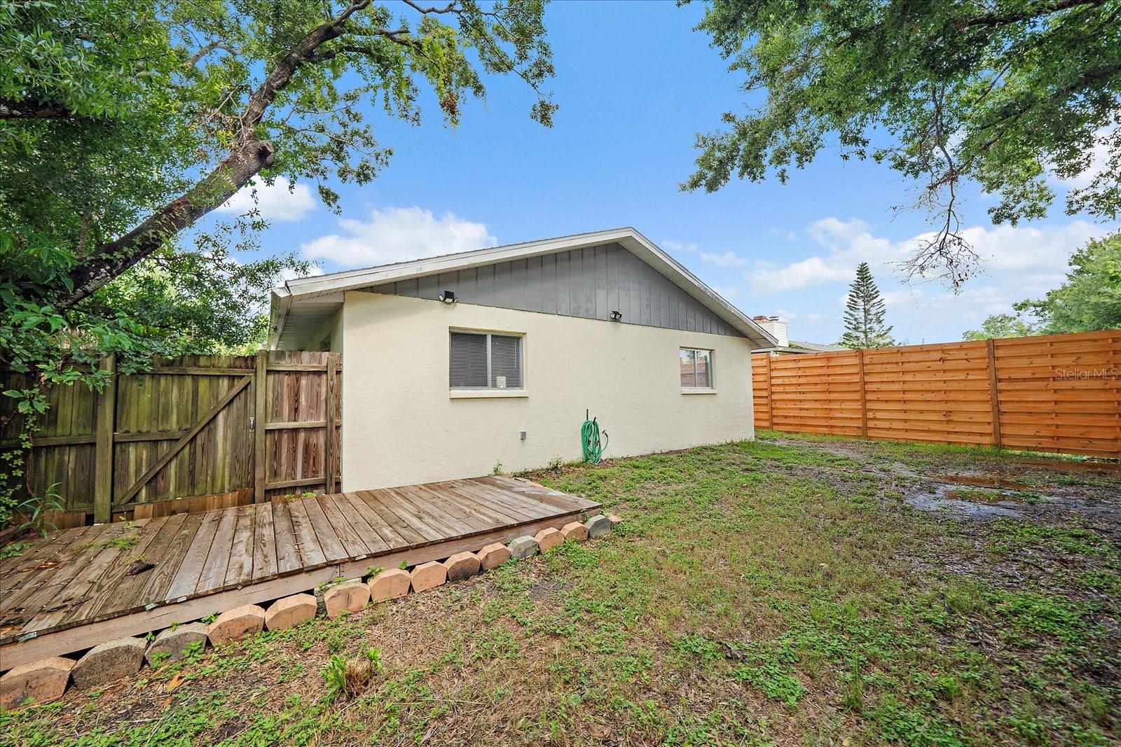 Image 2 of 21 For 2619 Robinson Avenue