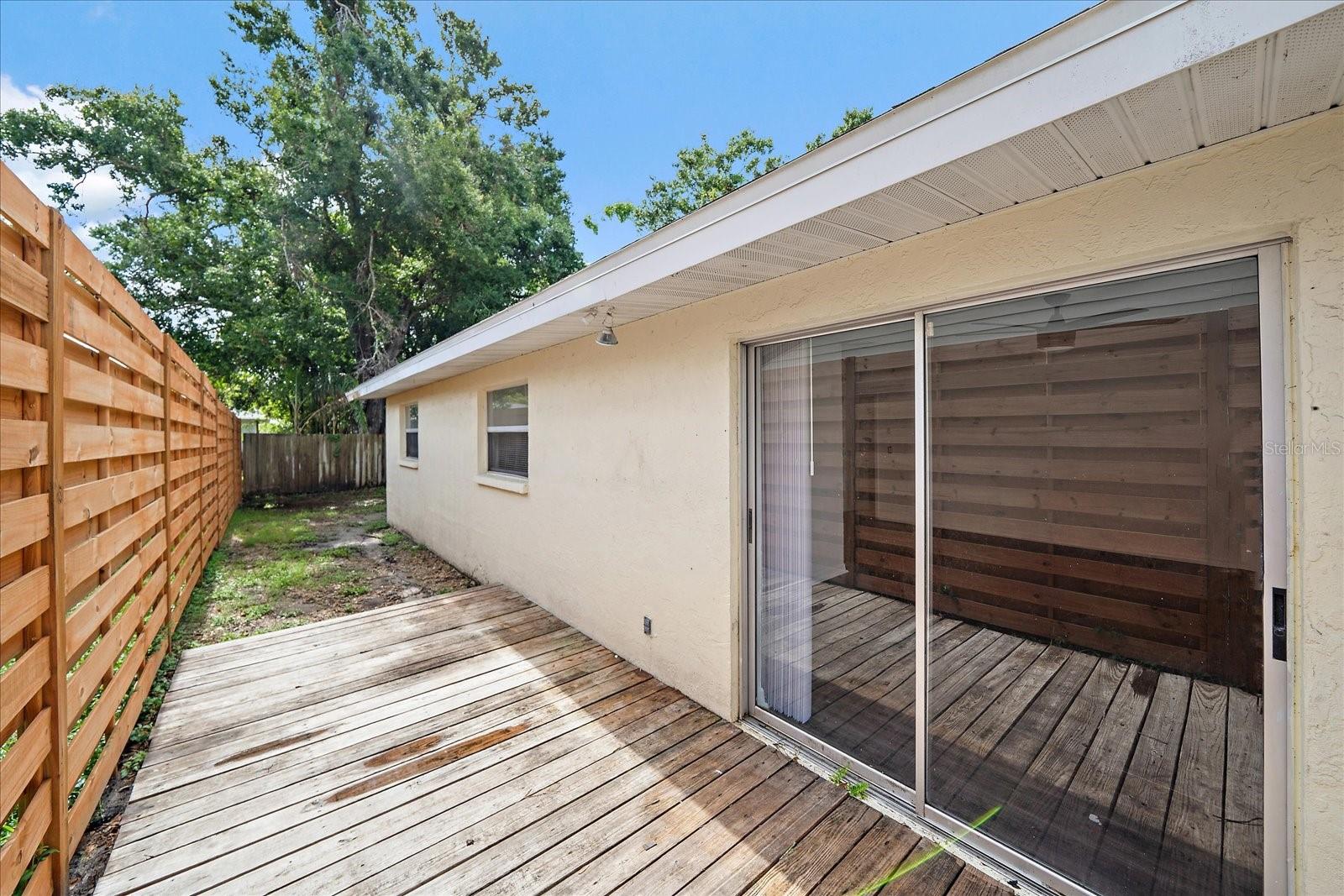 Image 3 of 21 For 2619 Robinson Avenue