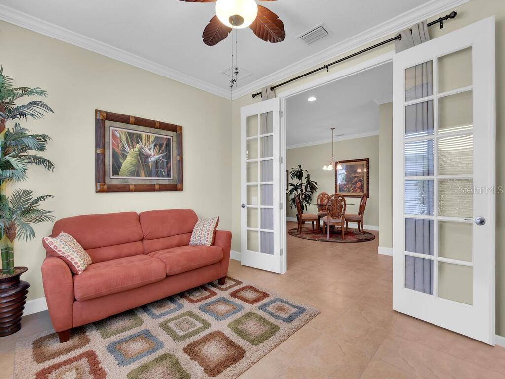 Image 14 of 38 For 2749 Lambay Court