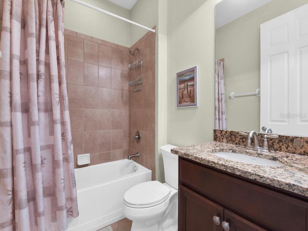 Image 21 of 38 For 2749 Lambay Court