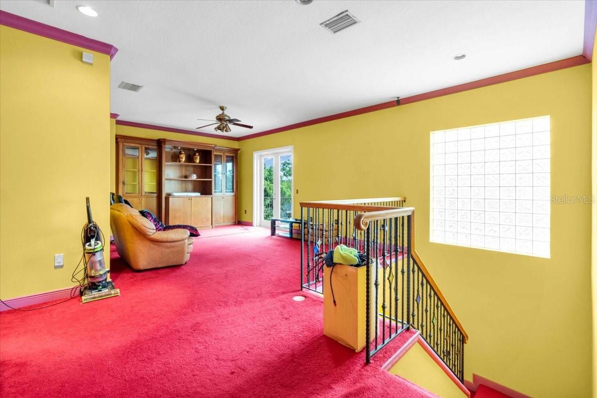 Image 19 of 42 For 4105 37th Street E