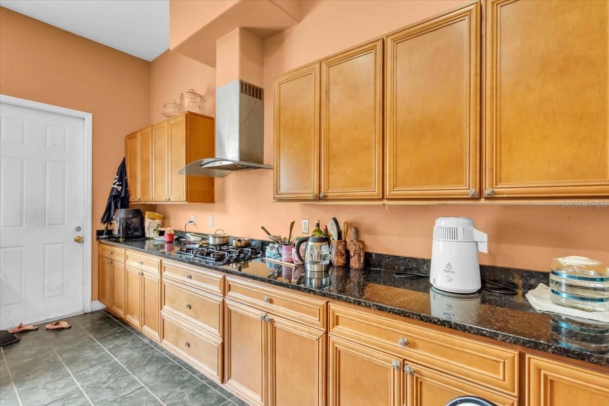 Image 34 of 42 For 4105 37th Street E