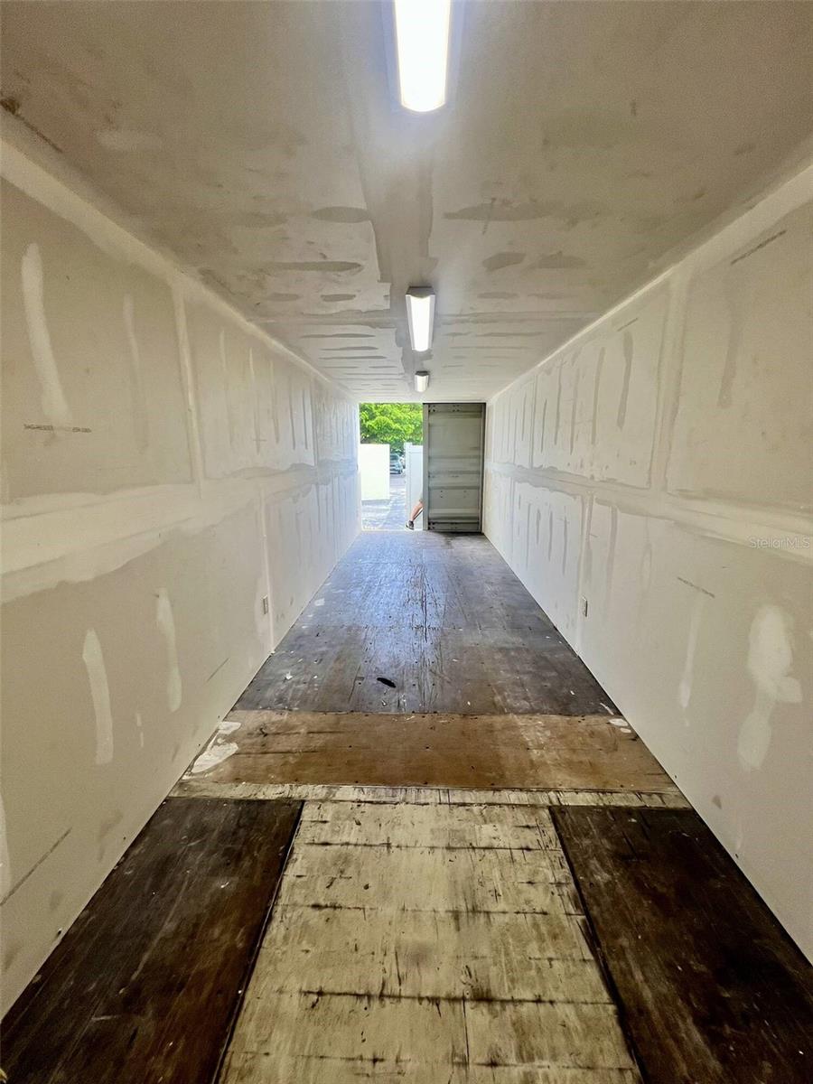 Image 18 of 58 For 525 8th Street W