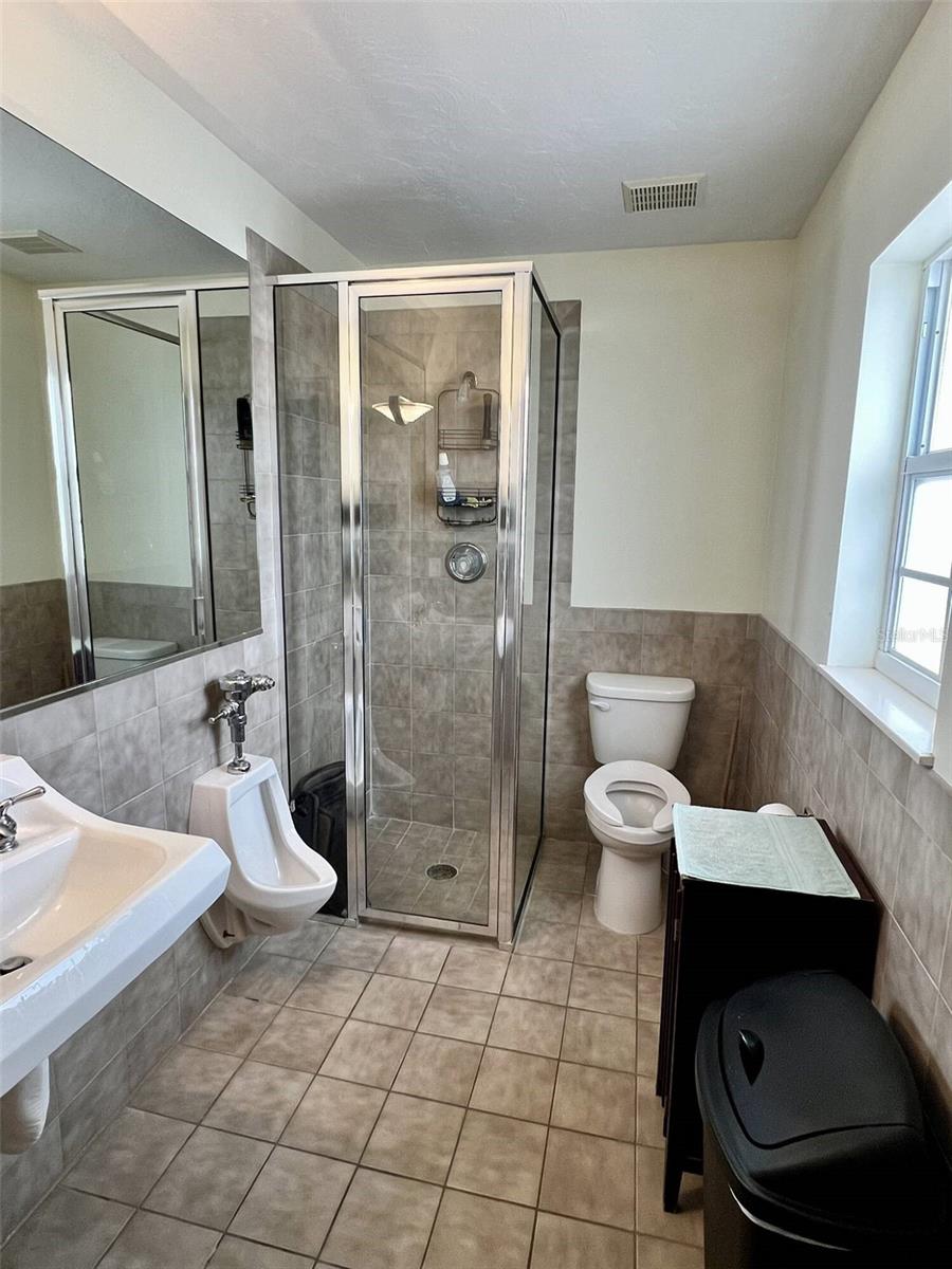Image 22 of 58 For 525 8th Street W