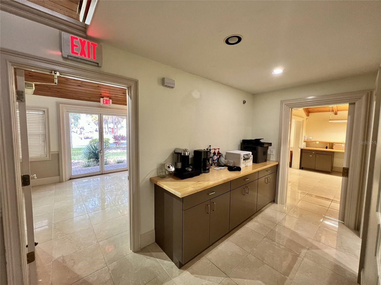 Image 24 of 58 For 525 8th Street W
