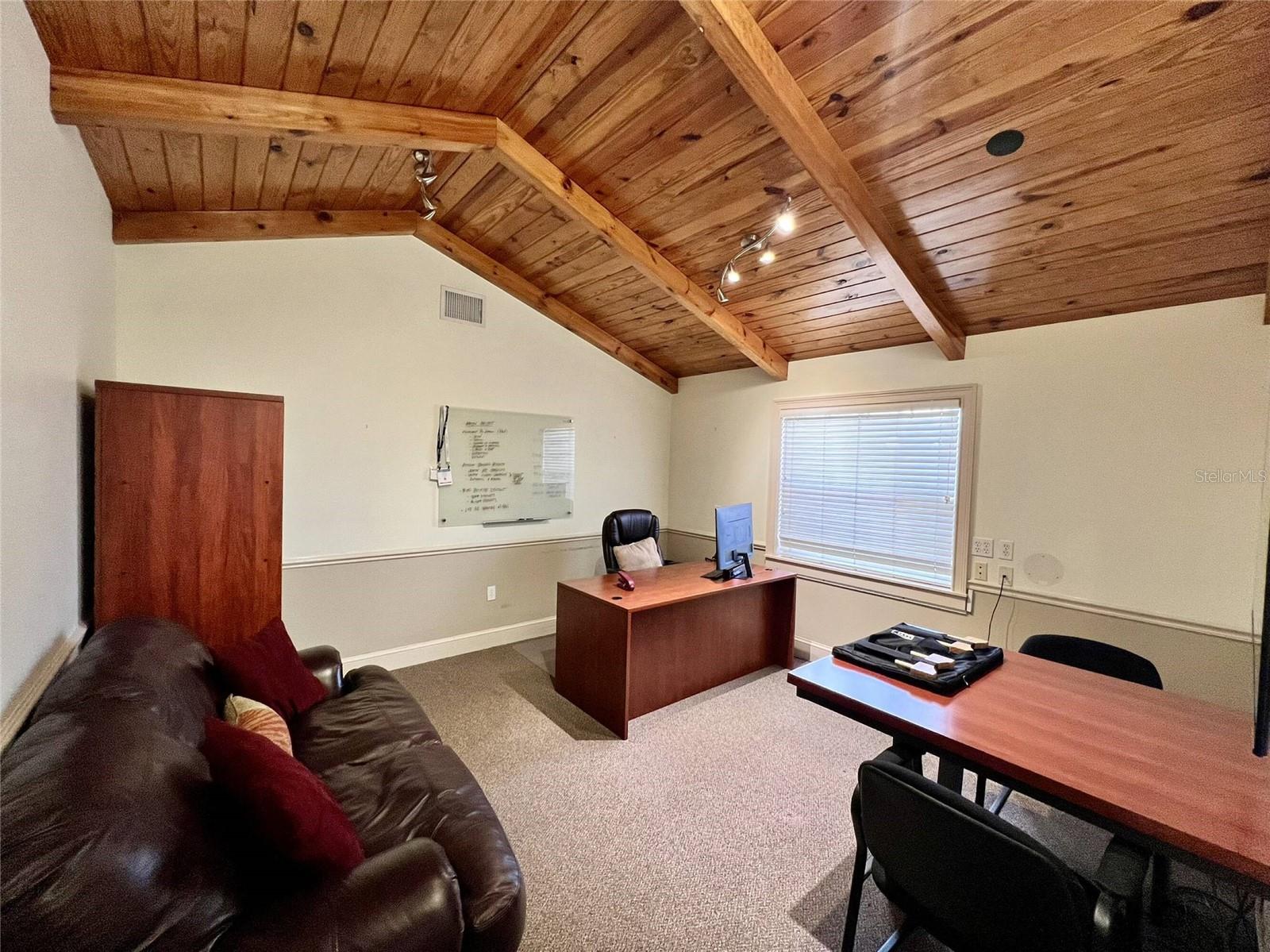 Image 32 of 58 For 525 8th Street W