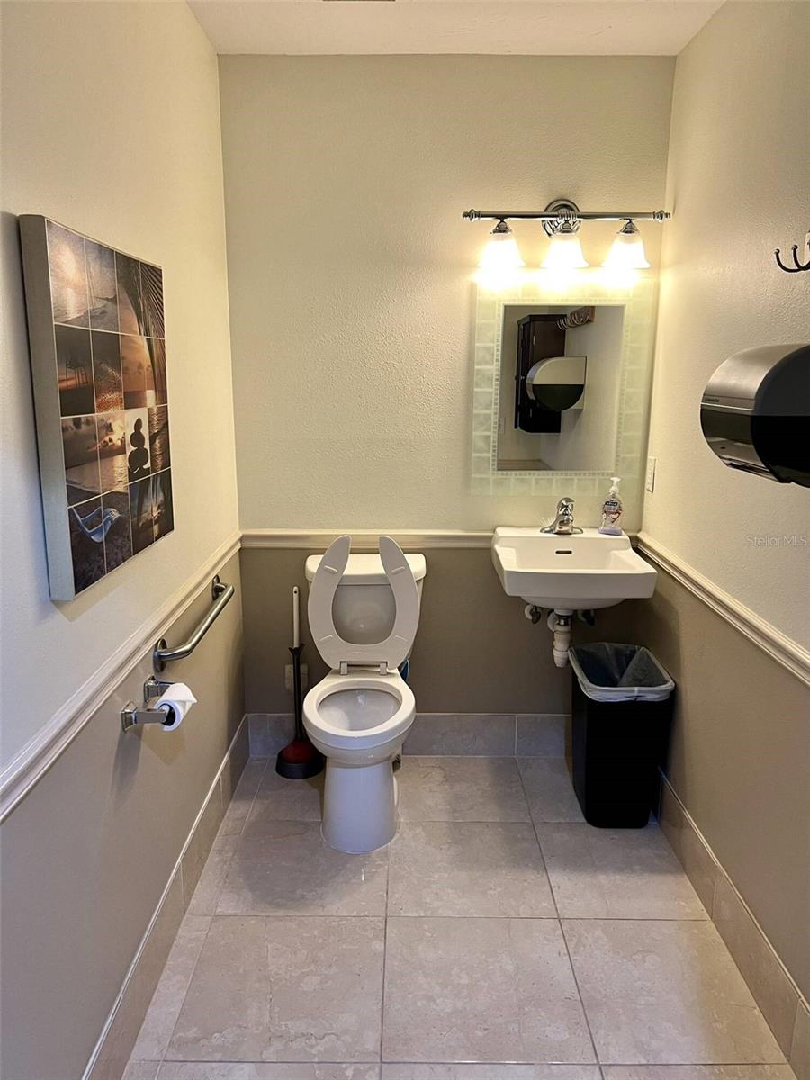 Image 33 of 58 For 525 8th Street W