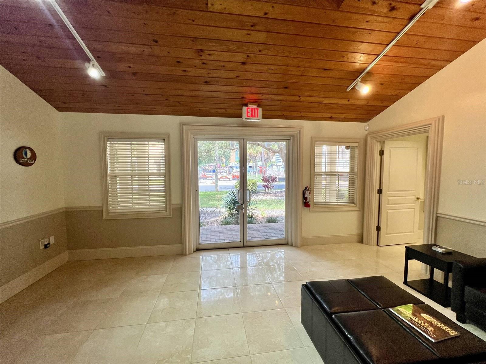 Image 37 of 58 For 525 8th Street W